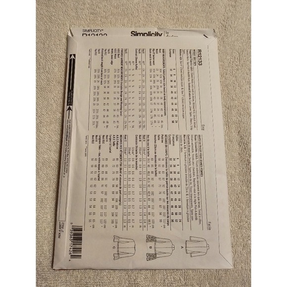 Simplicity R12133 R12134 R12135 R12136 Sewing - Picture 4 of 10